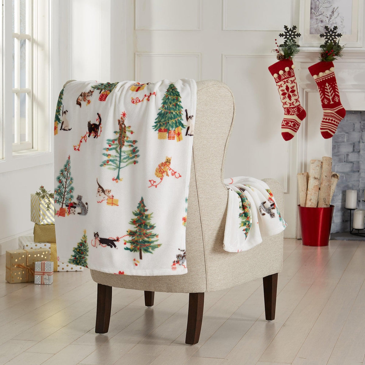 Holiday Velvet Plush Throw Blanket