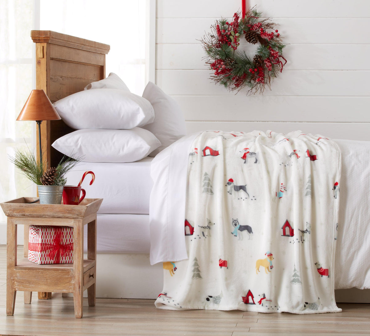 Holiday Velvet Plush Throw Blanket